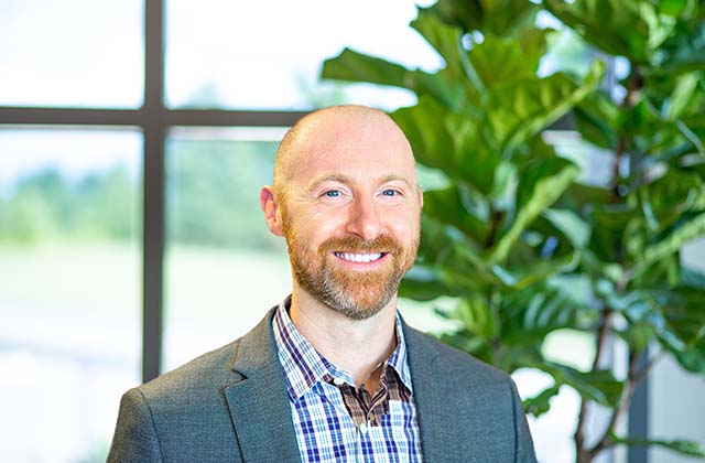 Dr. Jason Steliga